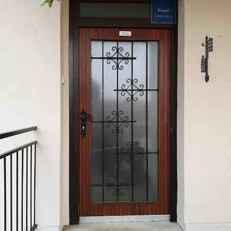 Diana Apartman *