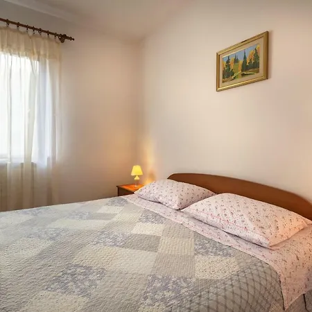Diana Apartment